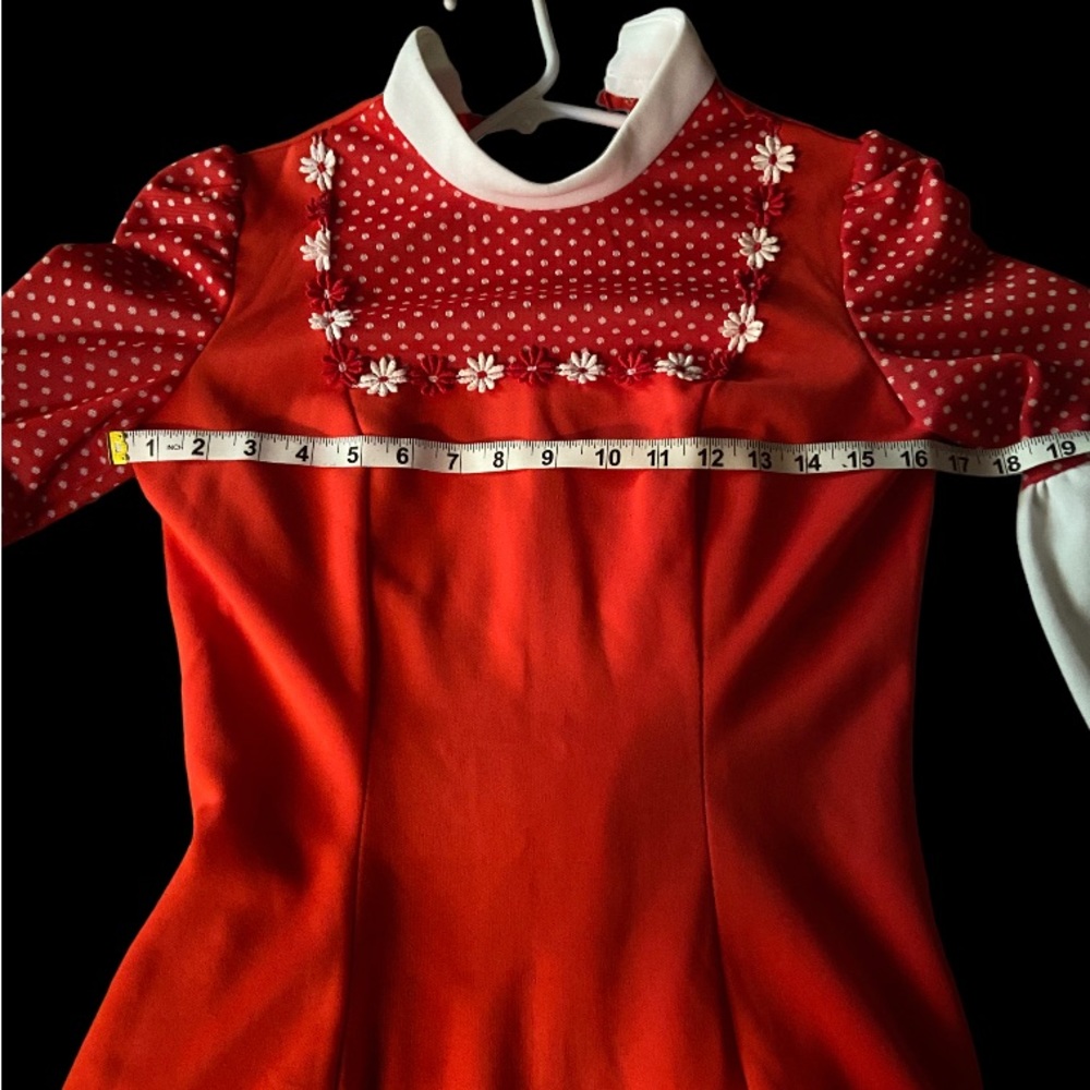 Vintage (old & perfect) flawless red & white daisy chain polyester dress 12 - Picture 4 of 7